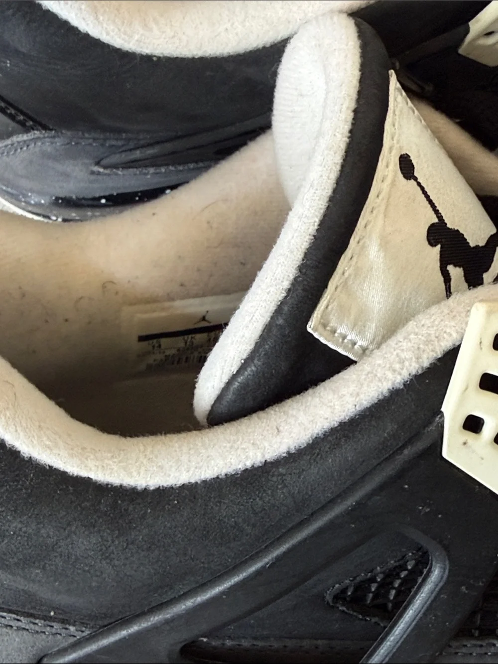 Retro 4 Jordan’s (2013)